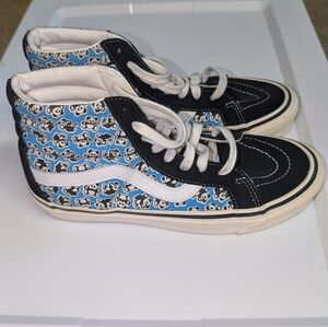 Vans Men 7.5 Women 9, Black and Blue Panda Print Sneakers
